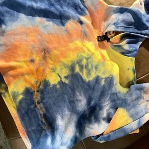 Rue 21 size XL  tie dye crop top hoodie
